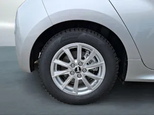 Toyota Yaris 1.5 VVT-i HSD Trend