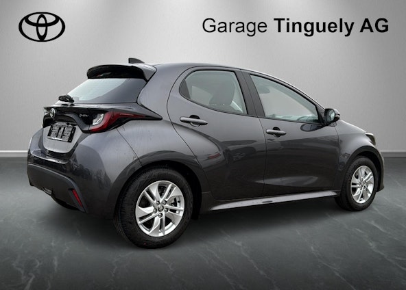 Vehicle image 3 Vehicle image 3