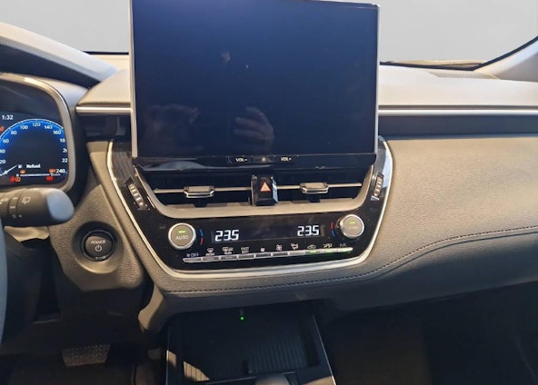 Vehicle image 13 Vehicle image 13