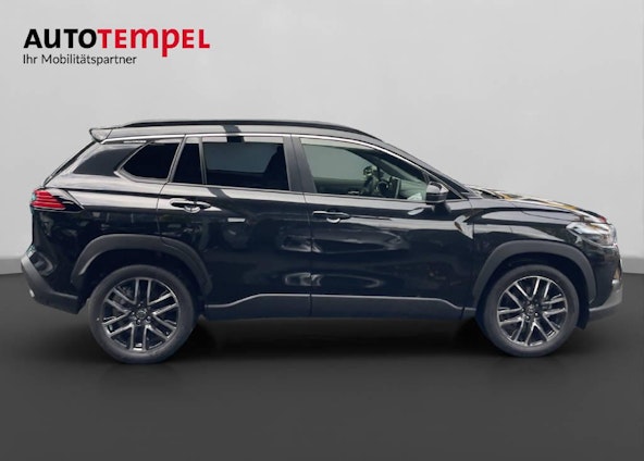 Vehicle image 4 Vehicle image 4