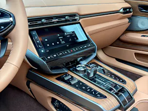 Aston Martin Vanquish Volante 5.2 V12 Bi-Turbo