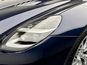 Aston Martin Vanquish Volante 5.2 V12 Bi-Turbo