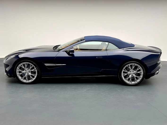 Fahrzeugbild ASTON MARTIN V12 Vanquish