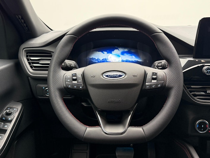 Vehicle image FORD KUGA