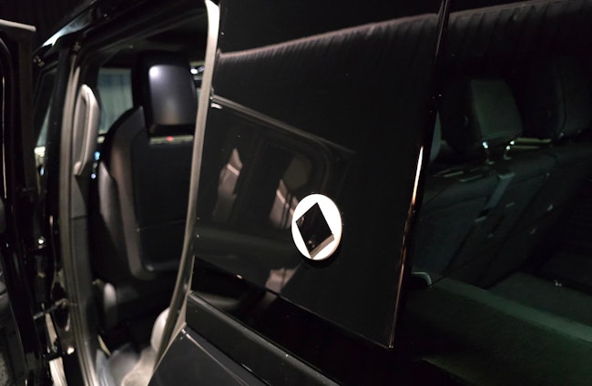 Vehicle image 4 Vehicle image 4