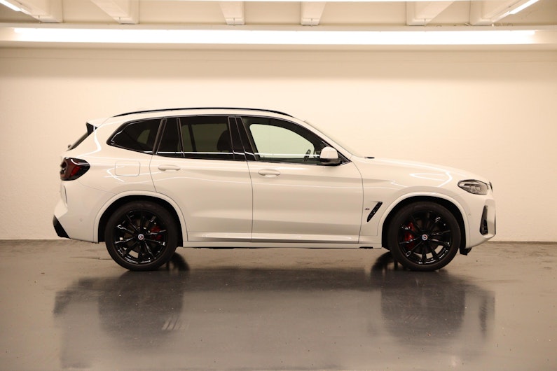 Vehicle image BMW X3