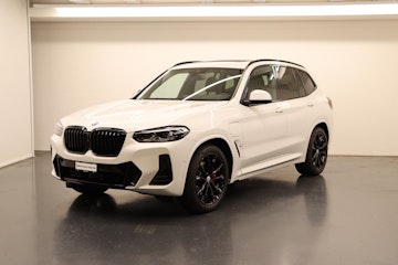Vehicle image BMW X3 30e xDrive
