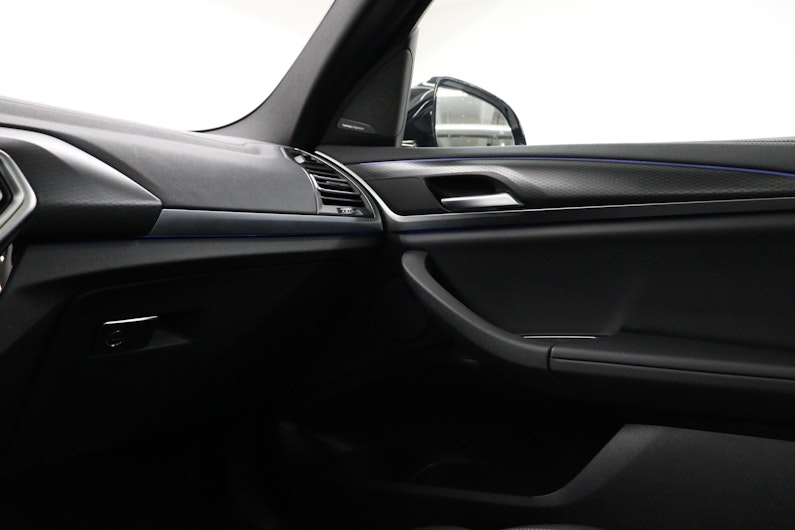 Vehicle image BMW X3