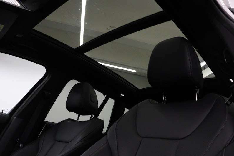 Vehicle image BMW X3