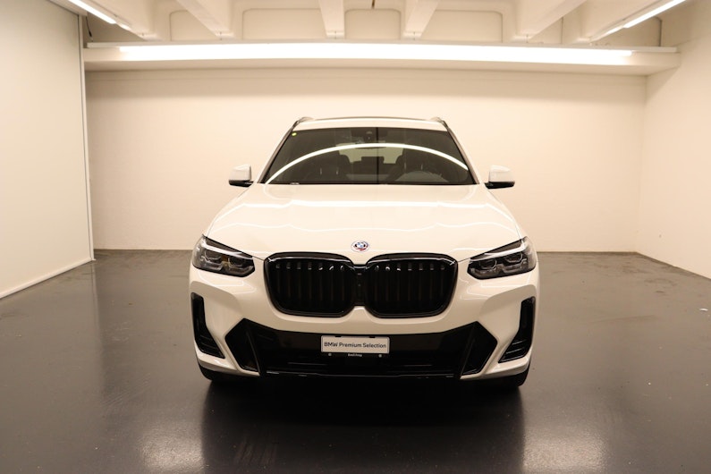 Vehicle image BMW X3