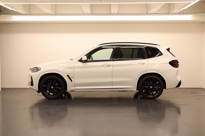 Vehicle image BMW X3