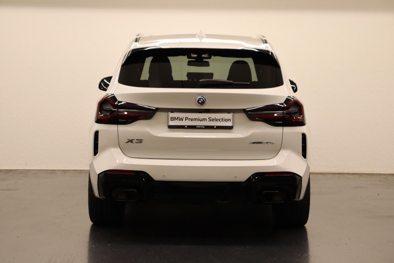 Vehicle image BMW X3