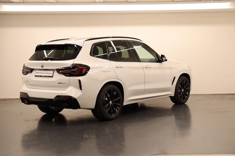 Vehicle image BMW X3