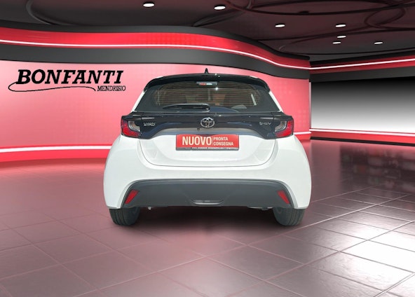 Vehicle image 5 Vehicle image 5