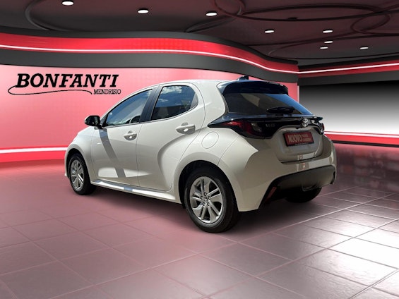 Vehicle image 4 Vehicle image 4