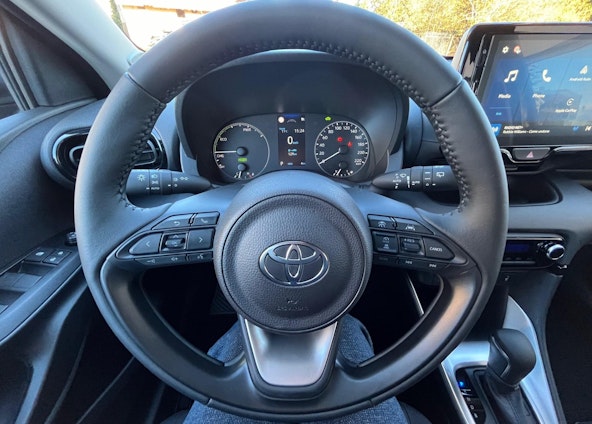 Vehicle image 12 Vehicle image 12