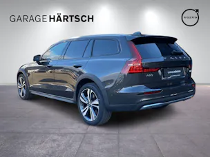 Volvo V60 Cross Country 2.0 B4 Plus AWD