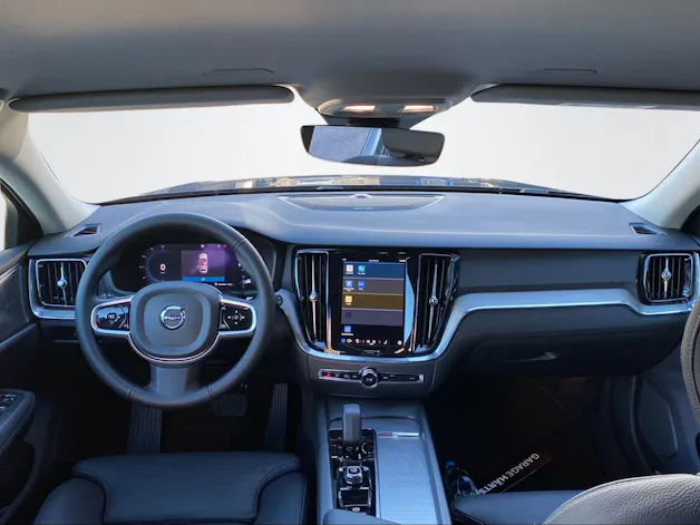Volvo V60 Cross Country 2.0 B4 Plus AWD