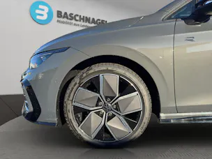 VW Golf Variant 1.5 eTSI mHEV R-Line