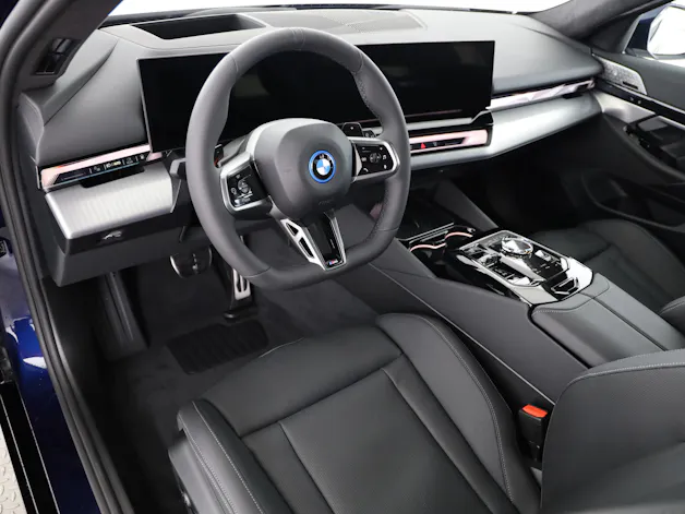 BMW 550e xDrive Touring