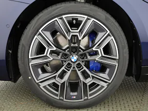 BMW 550e xDrive Touring