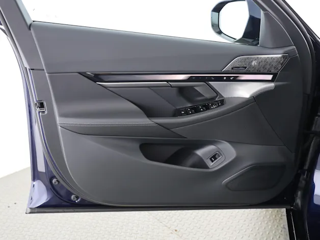 BMW 550e xDrive Touring