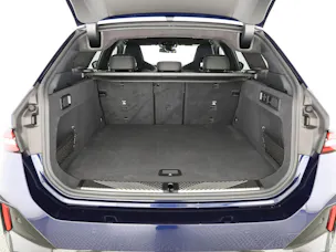 BMW 550e xDrive Touring