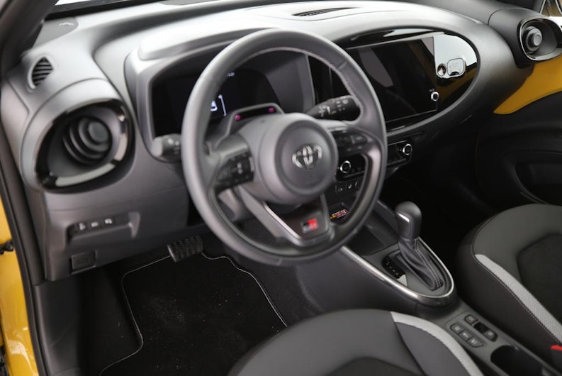 Vehicle image TOYOTA AYGO X