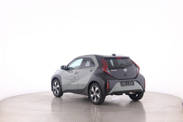 Vehicle image 7 Vehicle image 7