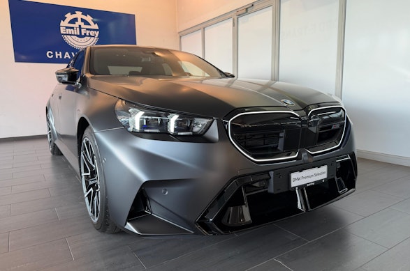 BMW M5 xDrive 0 BMW M5 xDrive 0