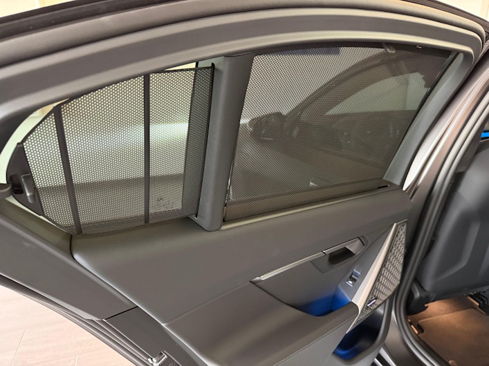 Vehicle image BMW 5 SERIES