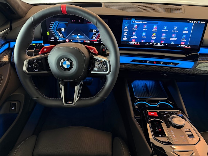 Vehicle image BMW 5 SERIES