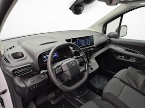 Vehicle image TOYOTA PROACE CITY Van L1 52KWh Active ab 0.99% Leasing