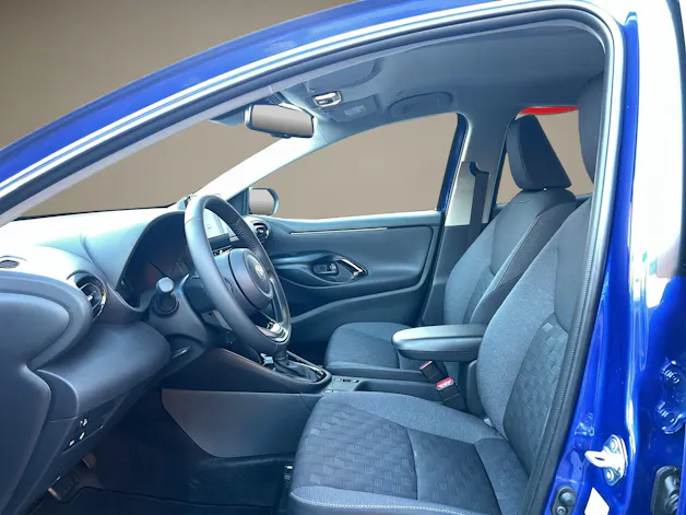 Toyota Yaris 1.5 VVT-i HSD Trend 116