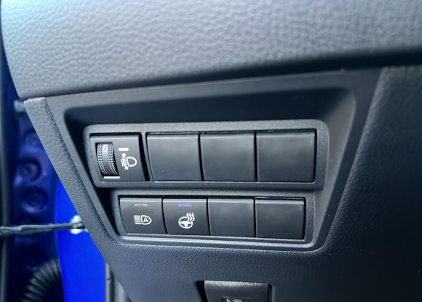 Vehicle image 14 Vehicle image 14