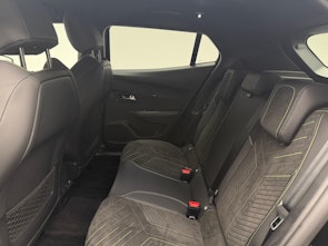 Vehicle image PEUGEOT 2008 1.2 Hybrid 145 GT