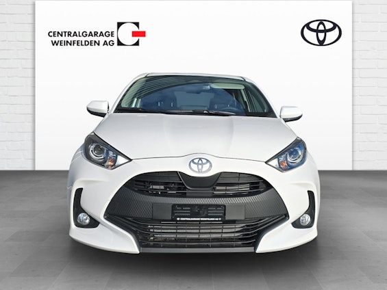 Vehicle image 3 Vehicle image 3