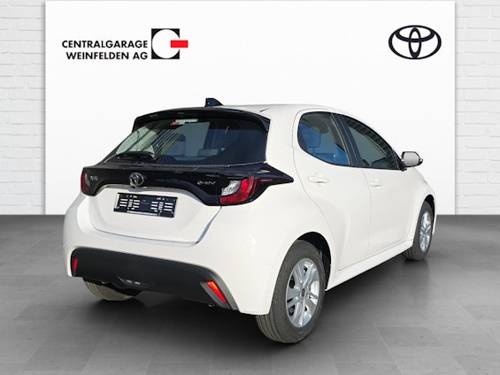 Vehicle image 6 Vehicle image 6