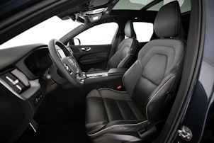 Vehicle image VOLVO XC60 2.0 T6 TE R-Design eAWD