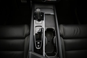 Vehicle image VOLVO XC60 2.0 T6 TE R-Design eAWD