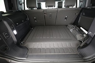 Vehicle image LAND ROVER Defender 110 2.0 P300e X-Dynamic HSE