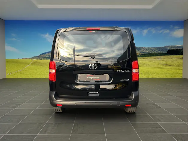 Toyota PROACE Van L1 75KWh Advanced