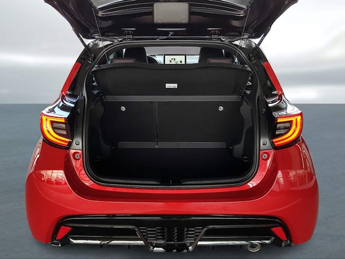 Vehicle image TOYOTA YARIS