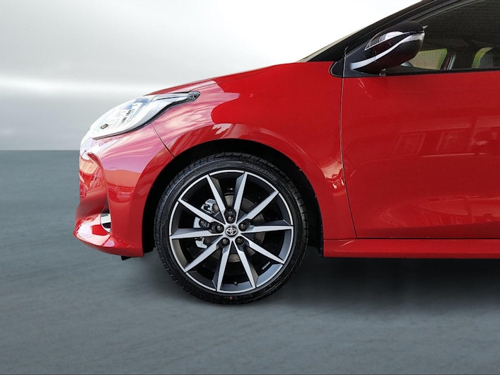 Vehicle image TOYOTA YARIS