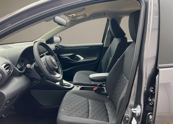 Vehicle image 8 Vehicle image 8