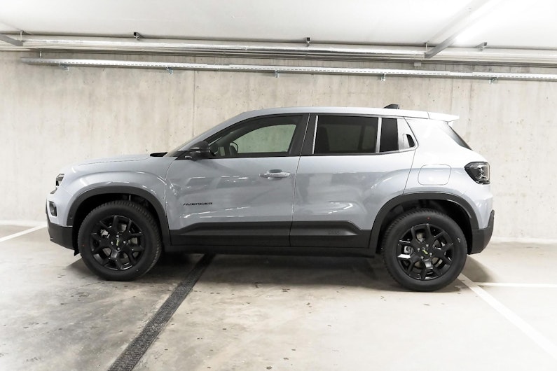 Vehicle image JEEP AVENGER