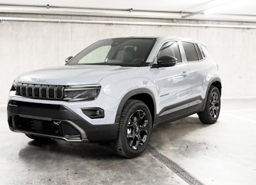 Vehicle image JEEP Avenger 1.2 MHEV Overland 4xe / leasing à partir de 0.99% Vehicle image JEEP Avenger 1.2 MHEV Overland 4xe / leasing à partir de 0.99%