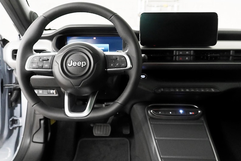 Vehicle image JEEP AVENGER