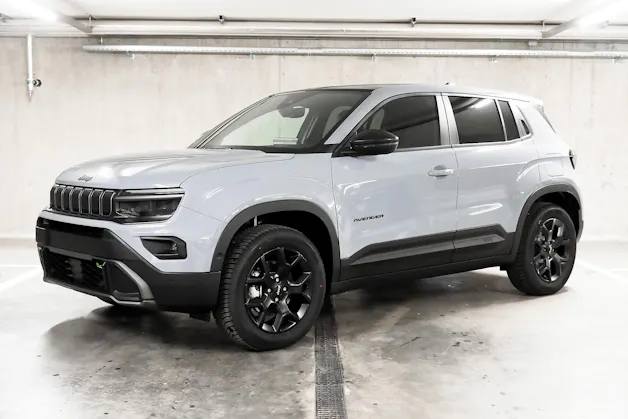Jeep Avenger 1.2 MHEV Overland 4xe / leasing à partir de 0.99%