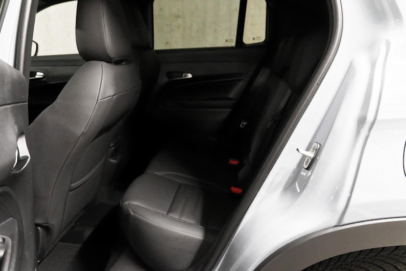 Vehicle image JEEP AVENGER